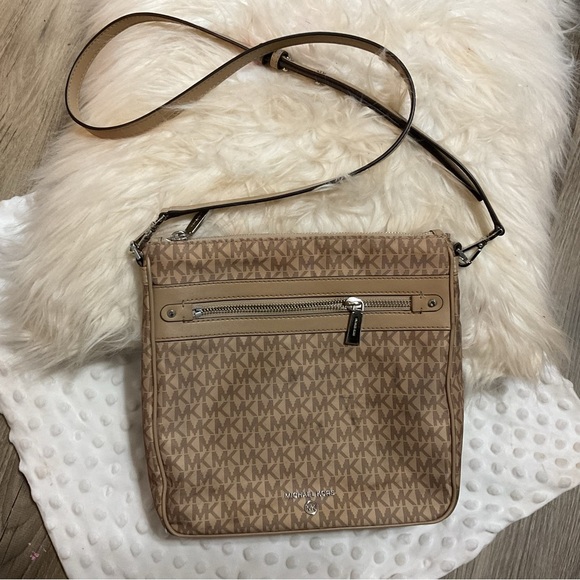 Michael Kors Brown Monogram Logo Crossbody Bag - Picture 1 of 15